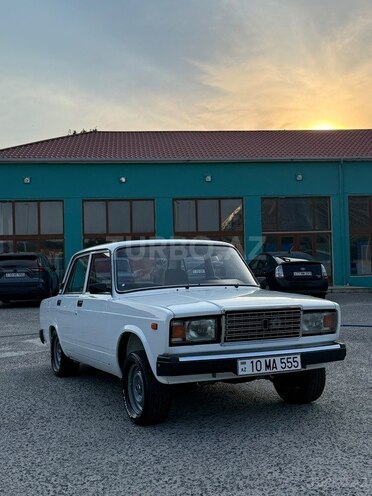 LADA (VAZ) 2107-2
