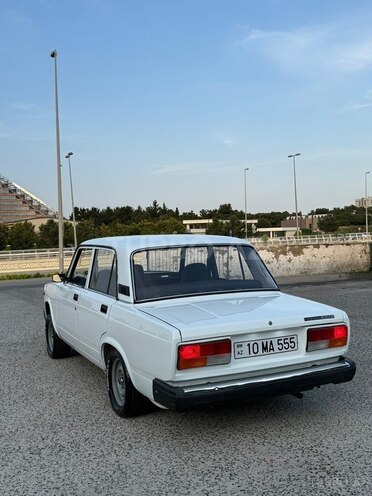 LADA (VAZ) 2107-5
