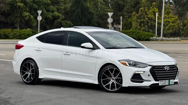 Hyundai Elantra-2