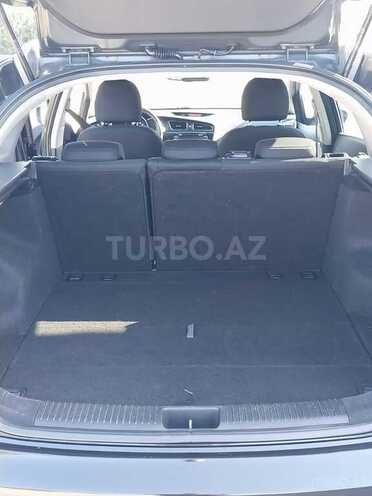 Kia Ceed SW-9