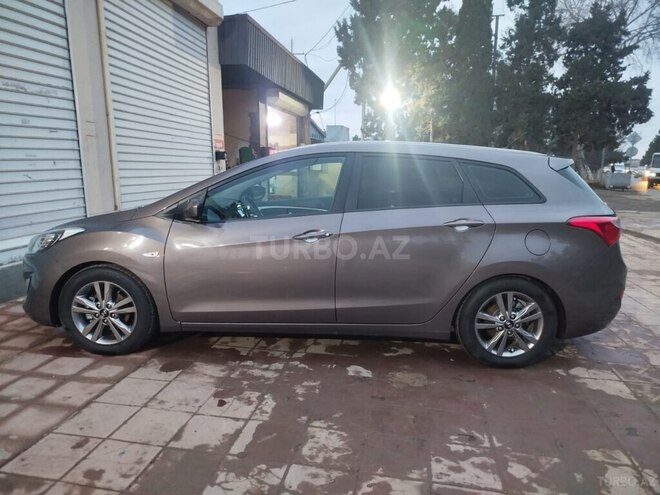 Hyundai i30-3