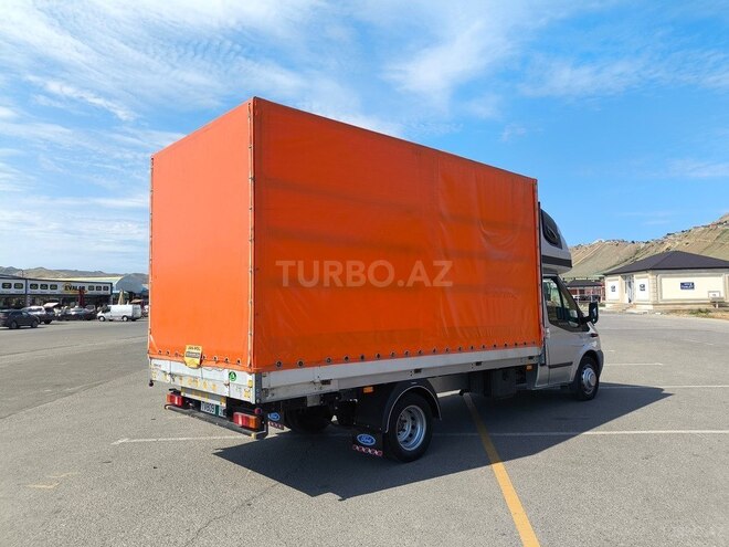 Ford Transit-2