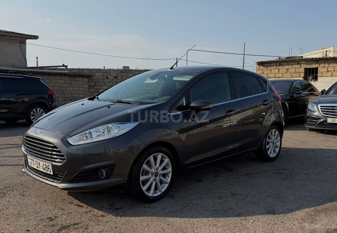 Ford Fiesta-2