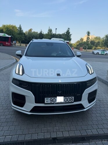 Lynk & Co 09-1
