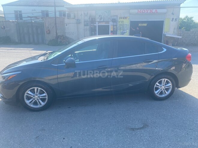 Chevrolet Cruze-12