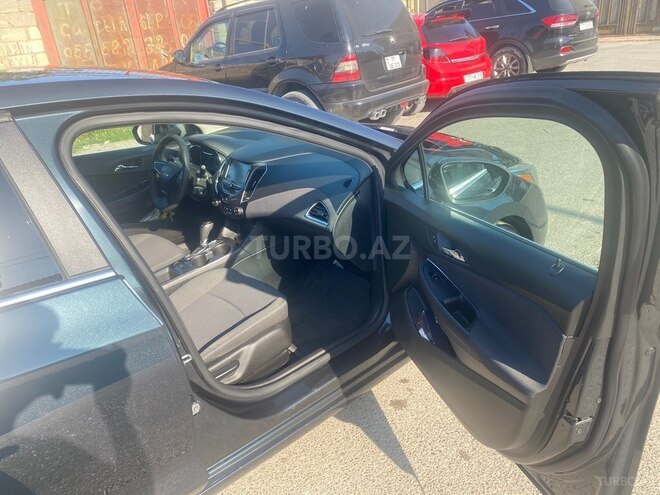 Chevrolet Cruze-4