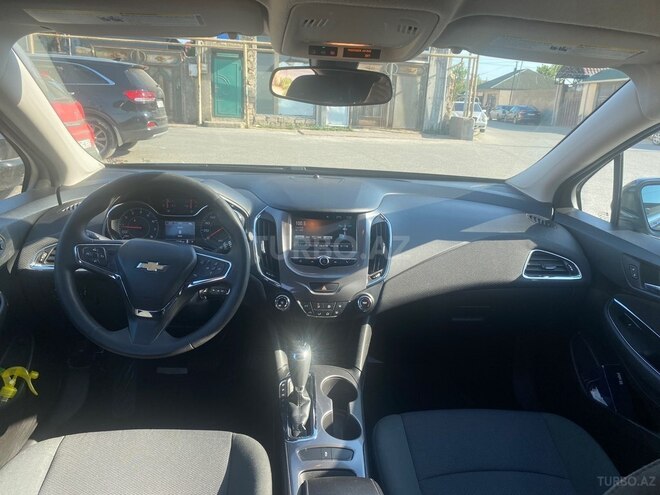 Chevrolet Cruze-6