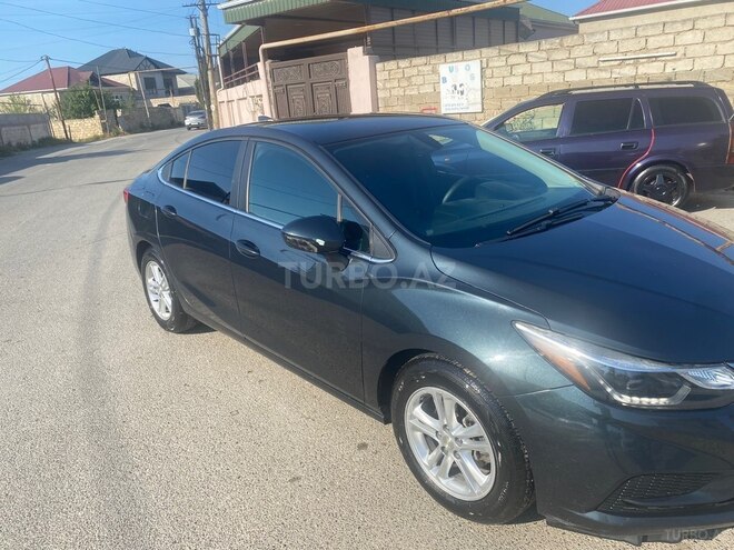 Chevrolet Cruze-11