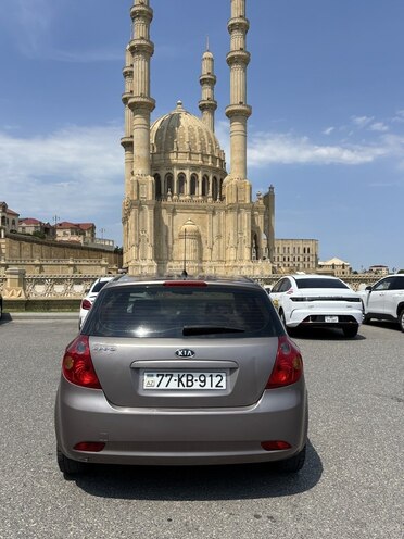 Kia Ceed-11