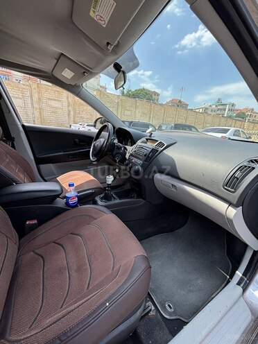 Kia Ceed-8