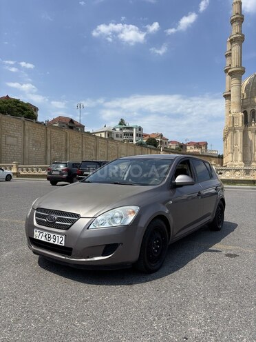 Kia Ceed-6