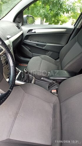 Opel Astra-10