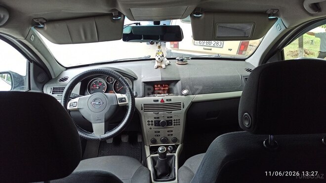 Opel Astra-8