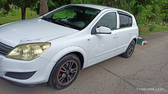 Opel Astra-2