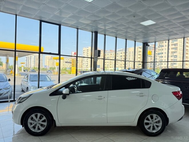Kia Rio-7