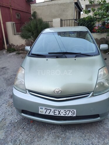 Toyota Prius-1
