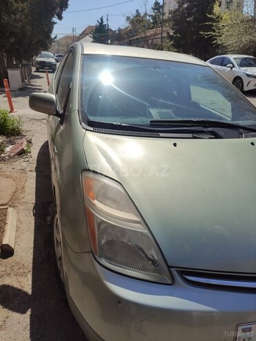 Toyota Prius-6