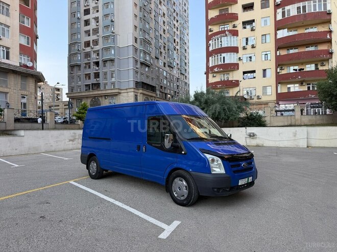 Ford Transit-3