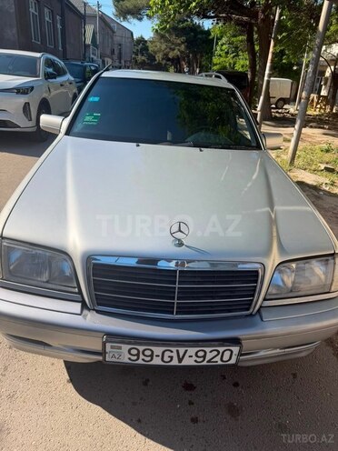 Mercedes C 240-1