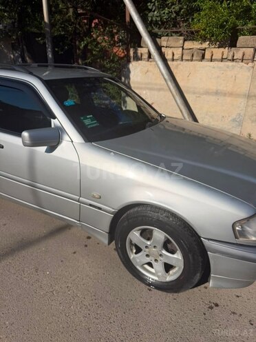 Mercedes C 240-3