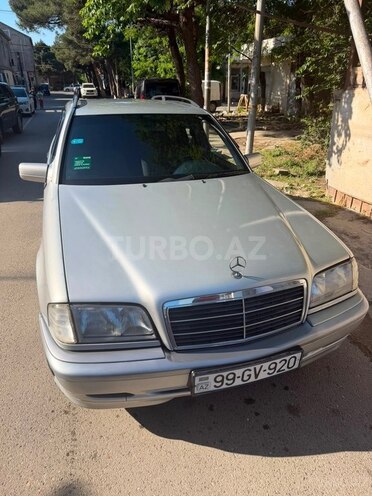 Mercedes C 240-4