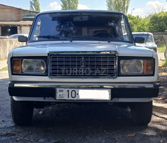 LADA (VAZ) 2107-1