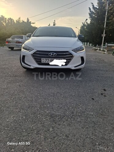 Hyundai Avante-1