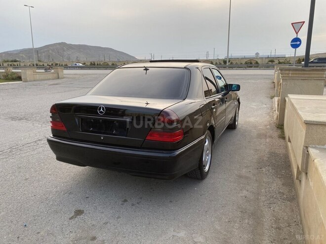 Mercedes C 180-5