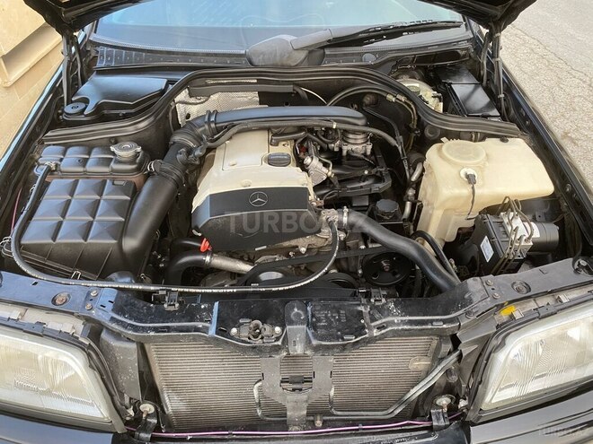 Mercedes C 180-7
