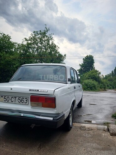 LADA (VAZ) 2107-4