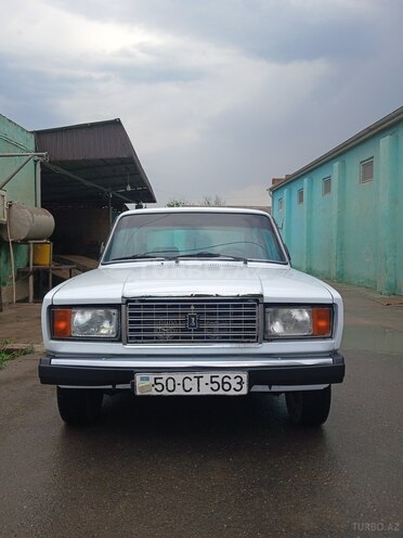 LADA (VAZ) 2107-1