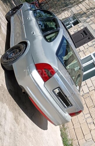 Opel Vectra-3