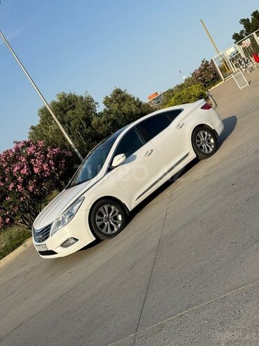 Hyundai Grandeur-3