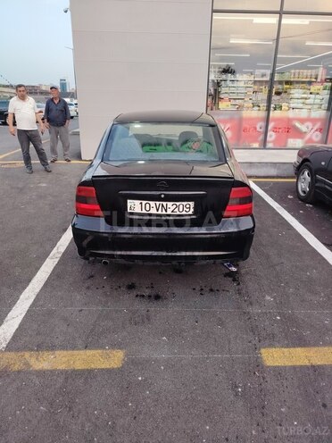 Opel Vectra-5
