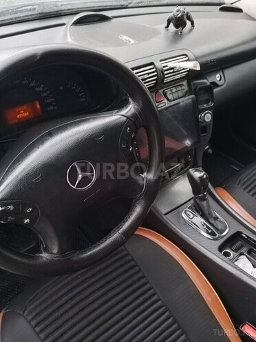 Mercedes C 200-10