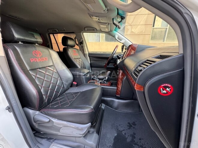 Toyota Land Cruiser Prado-13