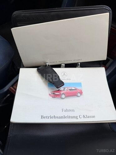 Mercedes C 200-17