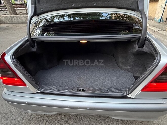 Mercedes C 200-7