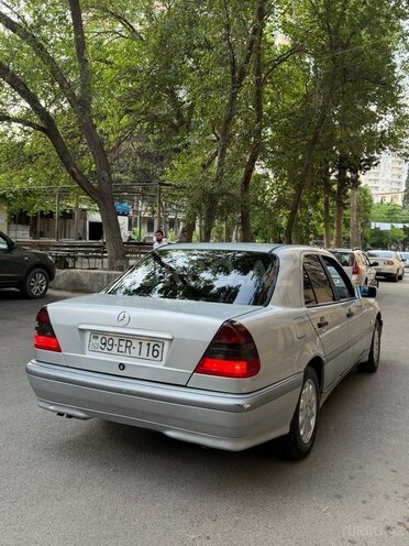 Mercedes C 200-3