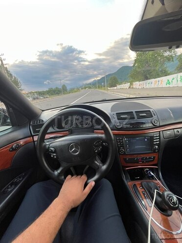 Mercedes E 220-5