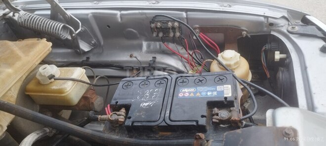 GAZ 31105 "Volga"-18