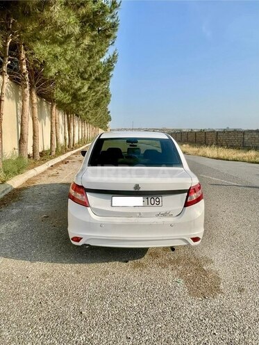 Saipa Saina-4