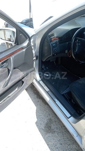Mercedes E 220-6