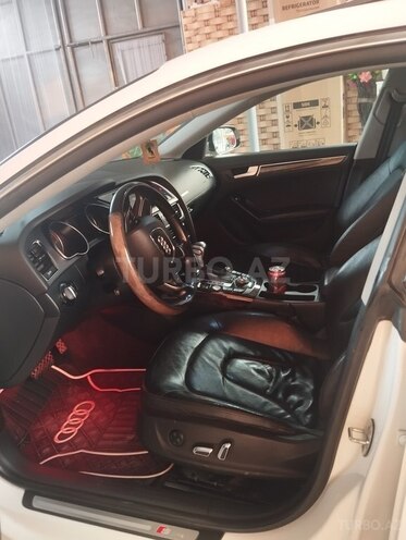 Audi A5-9