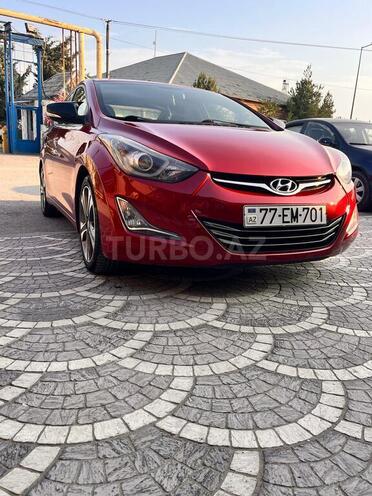 Hyundai Elantra-1