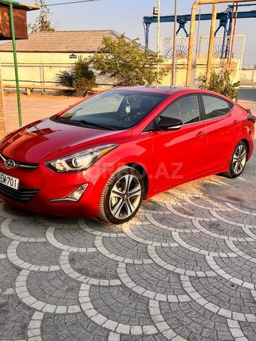 Hyundai Elantra-2