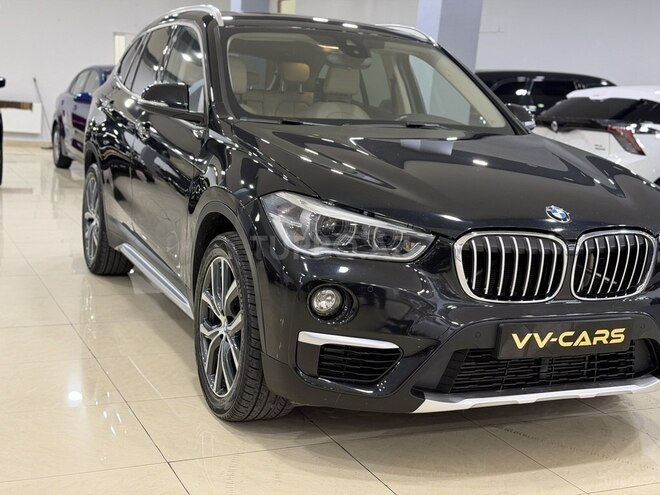 BMW X1-2