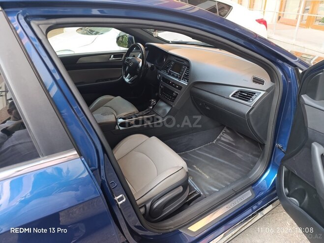 Hyundai Sonata-6