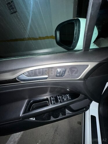 Ford Fusion (North America)-10