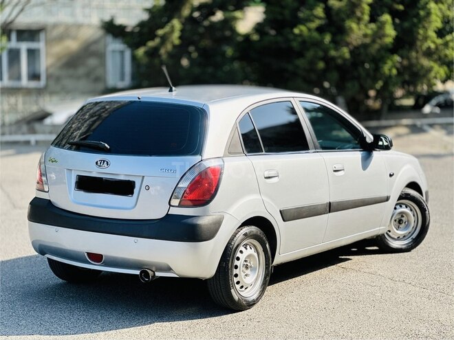 Kia Rio-6